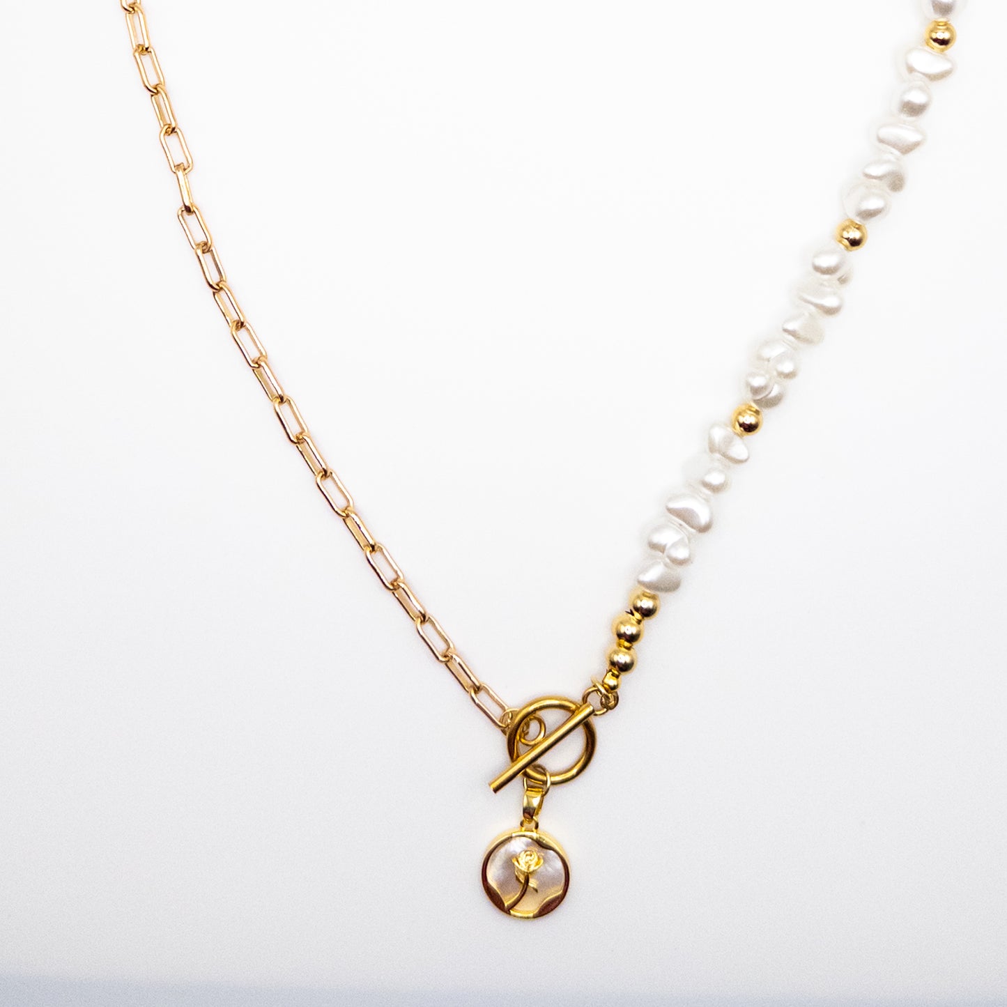 Necklace with Half Chain and Half Artificial Pearl
