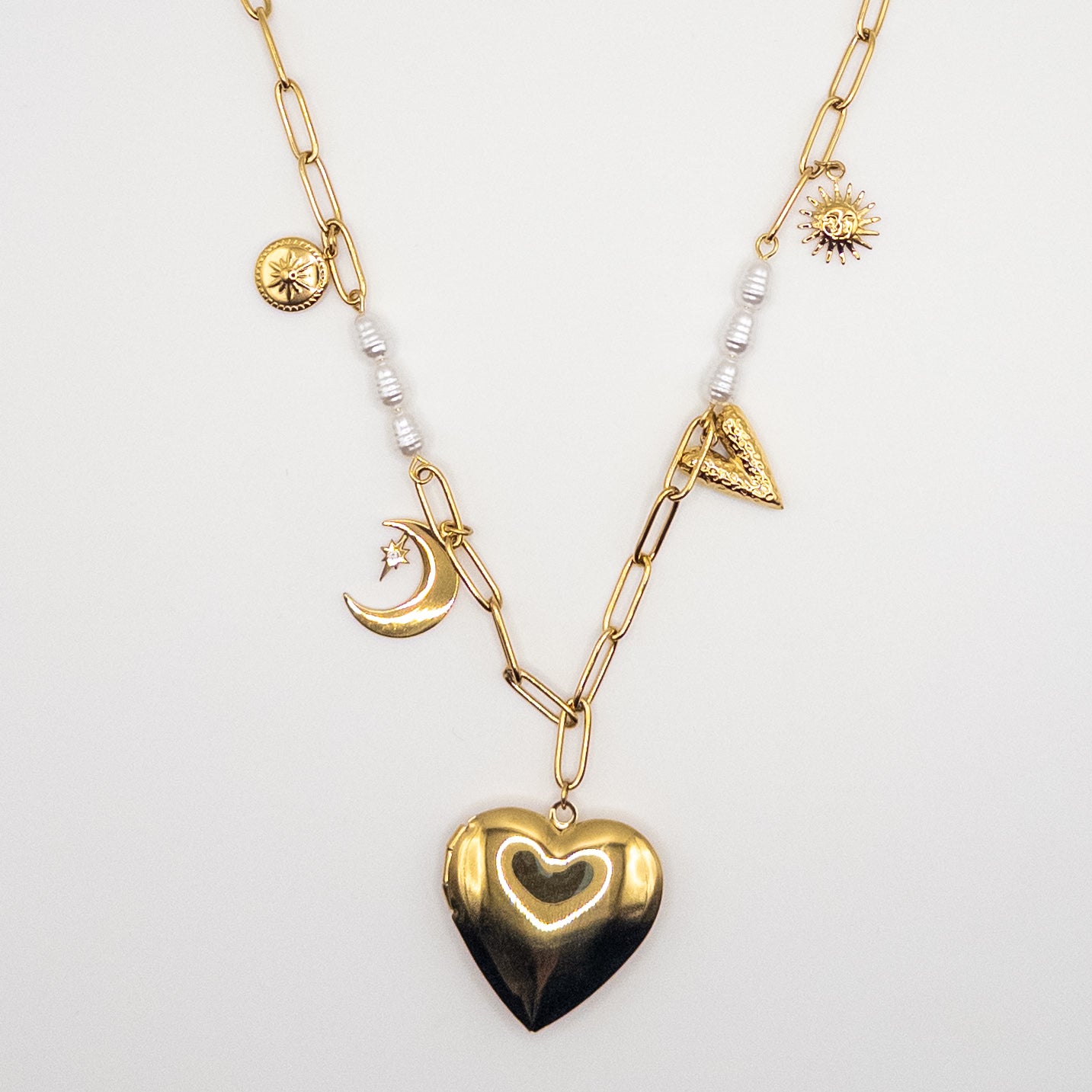 Retro Heart Necklace